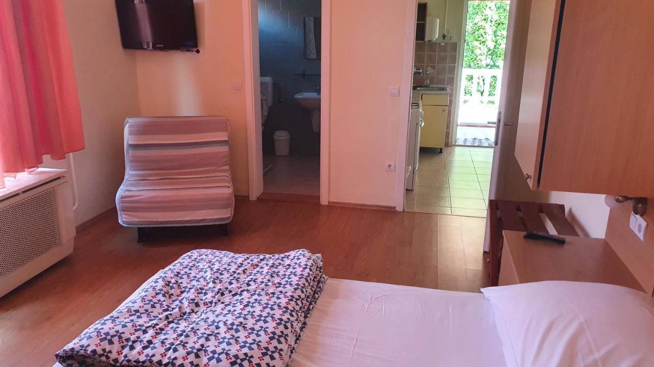 Sunshine Sh Apartmanhaz Apartment Zamardi Ngoại thất bức ảnh
