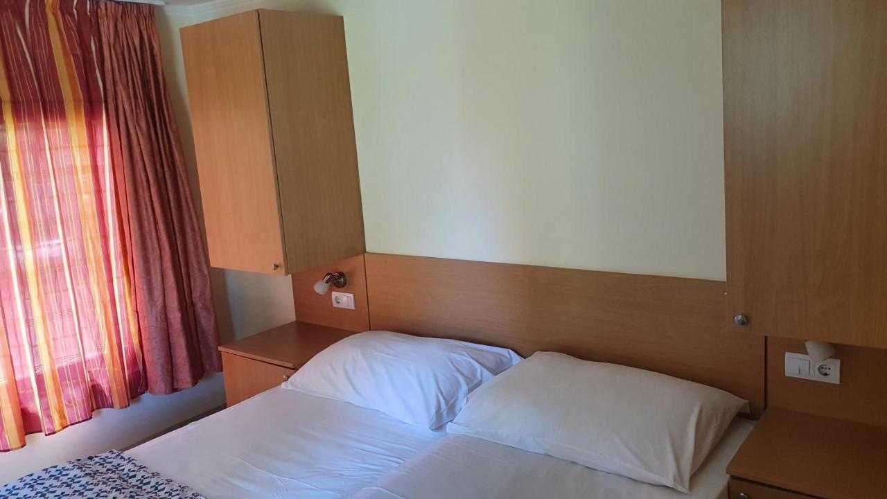 Sunshine Sh Apartmanhaz Apartment Zamardi Ngoại thất bức ảnh